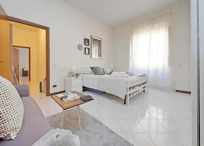 Giant Cola Di Rienzo Appartement Rome