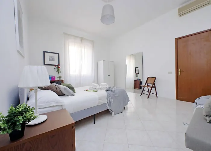 Giant Cola Di Rienzo Appartement Rome