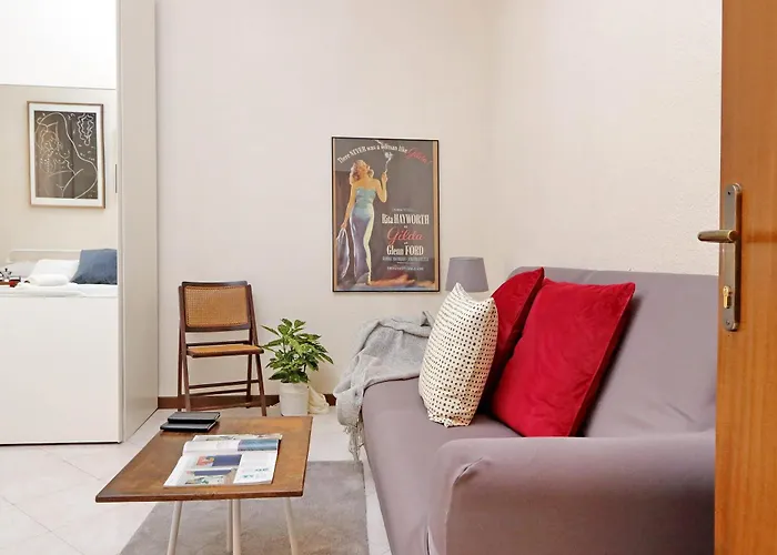 Giant Cola Di Rienzo Appartement